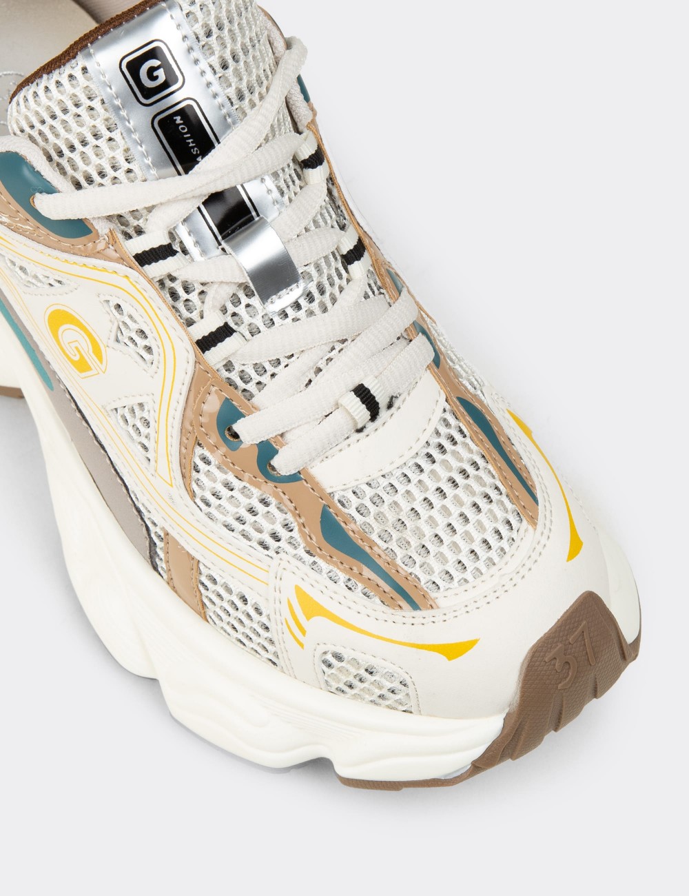 Women's Chunky Yellow Sneakers - 26353ZSRIP01