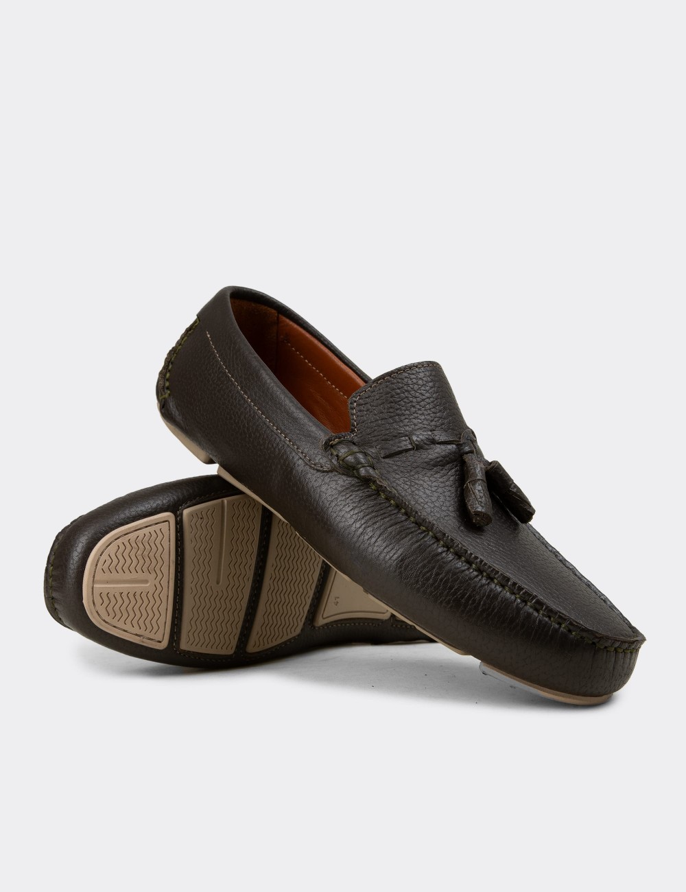 Men's Khaki Leather Tassel Loafers - E0950MHAKC01
