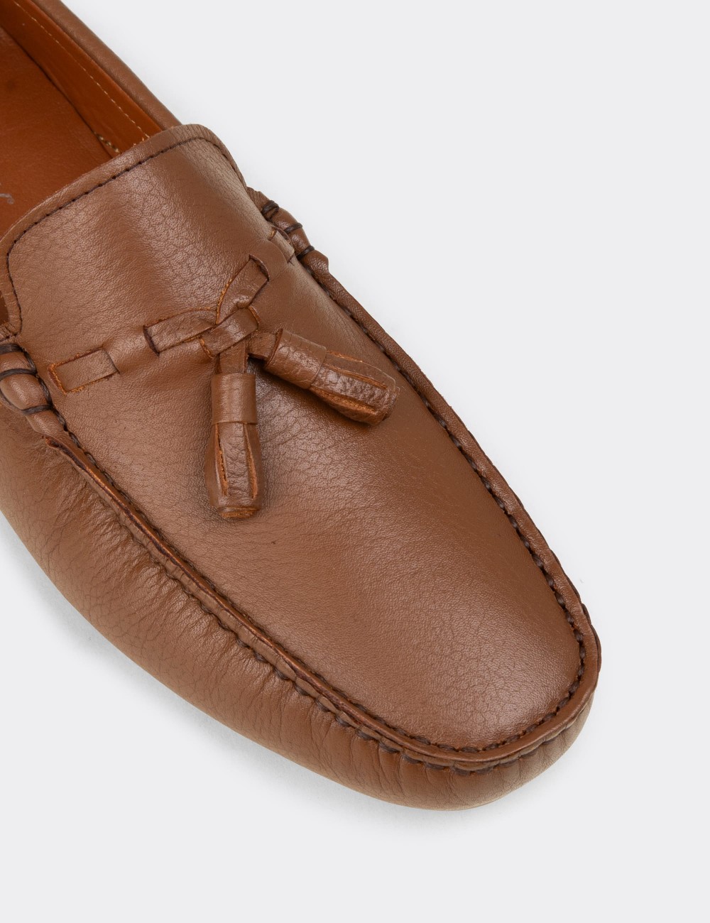 Men's Tan Leather Tassel Moccasins - E0950MTBAC02