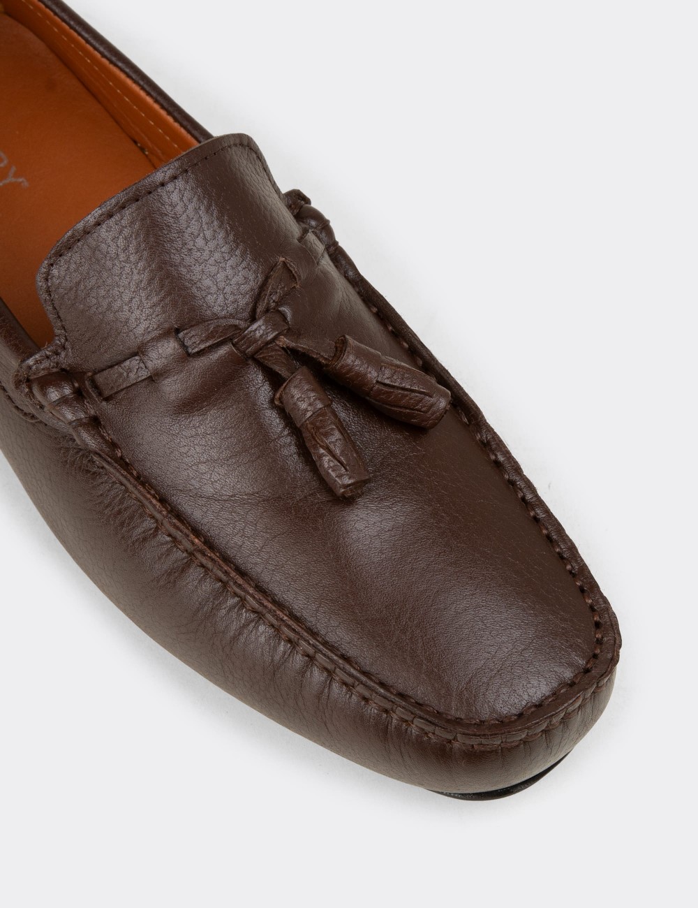 Men's Brown Leather Tassel Moccasins - E0950MKHVC02