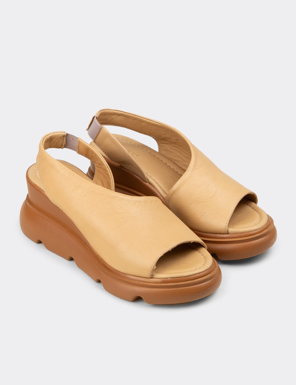 Women's Beige Leather Sandals - Z7712ZBEJP01