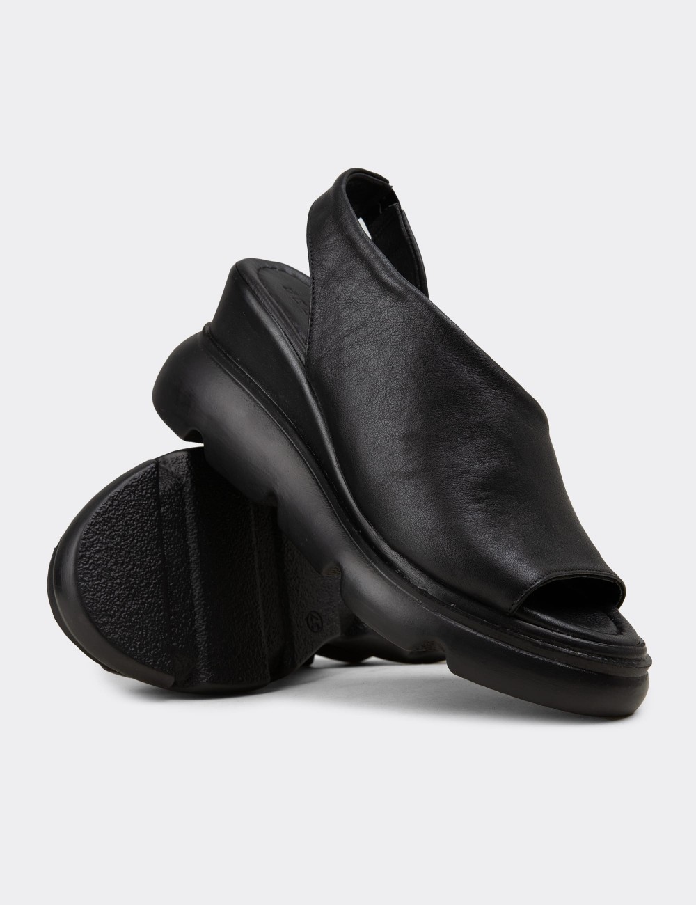Women's Black Leather Sandals - Z7712ZSYHP01