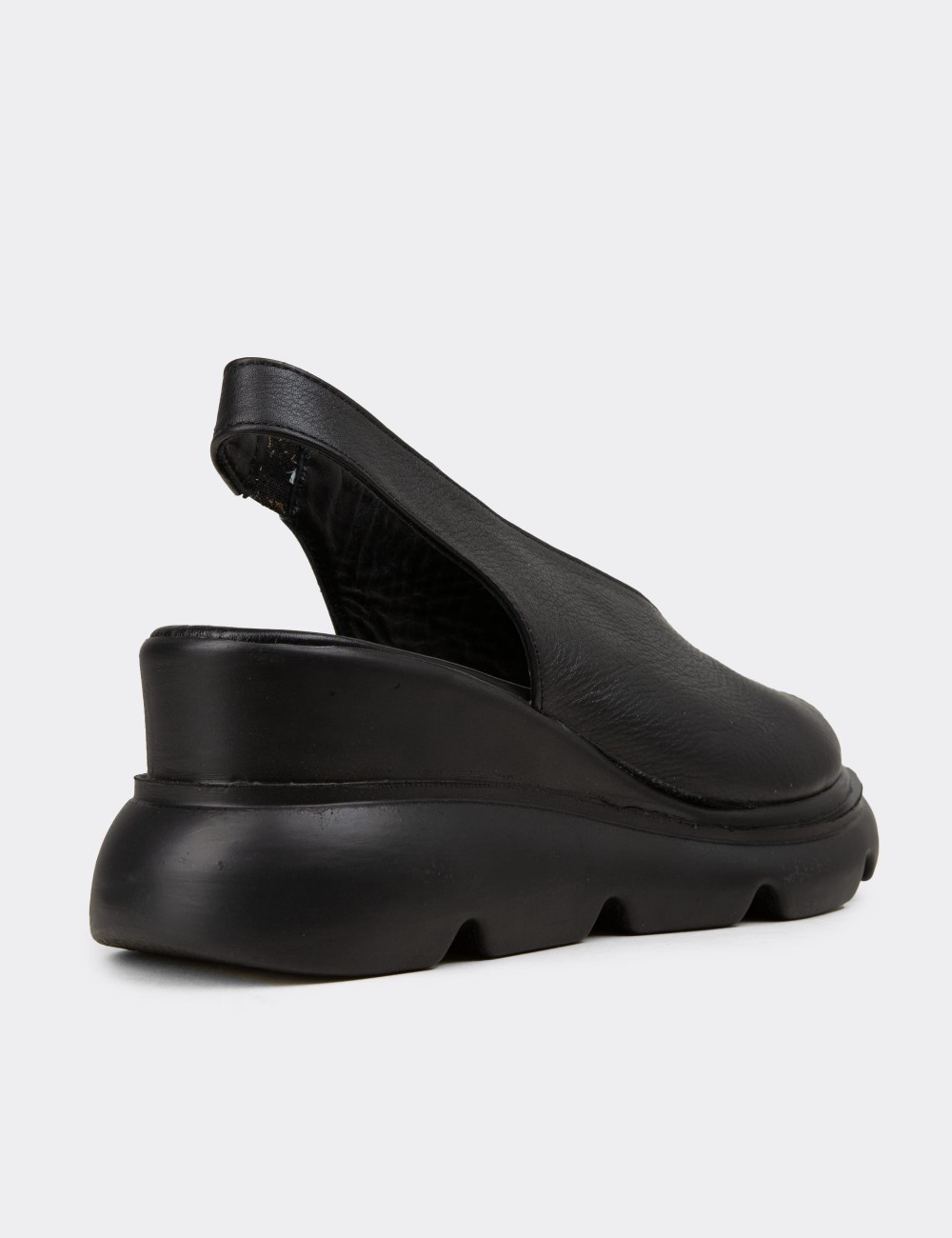 Women's Black Leather Sandals - Z7672ZSYHP01