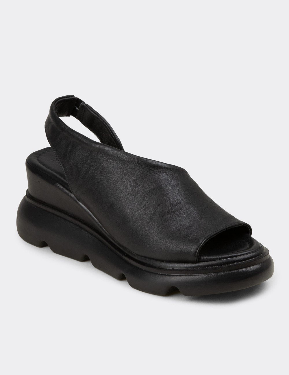 Women's Black Leather Sandals - Z7712ZSYHP01