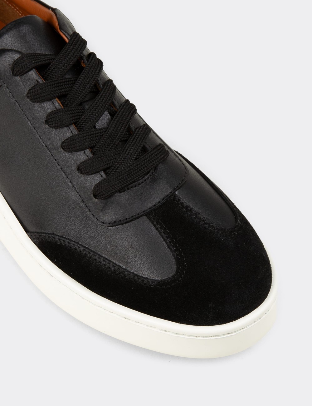 Men's Black Leather Sneakers - 04407MSYHE01