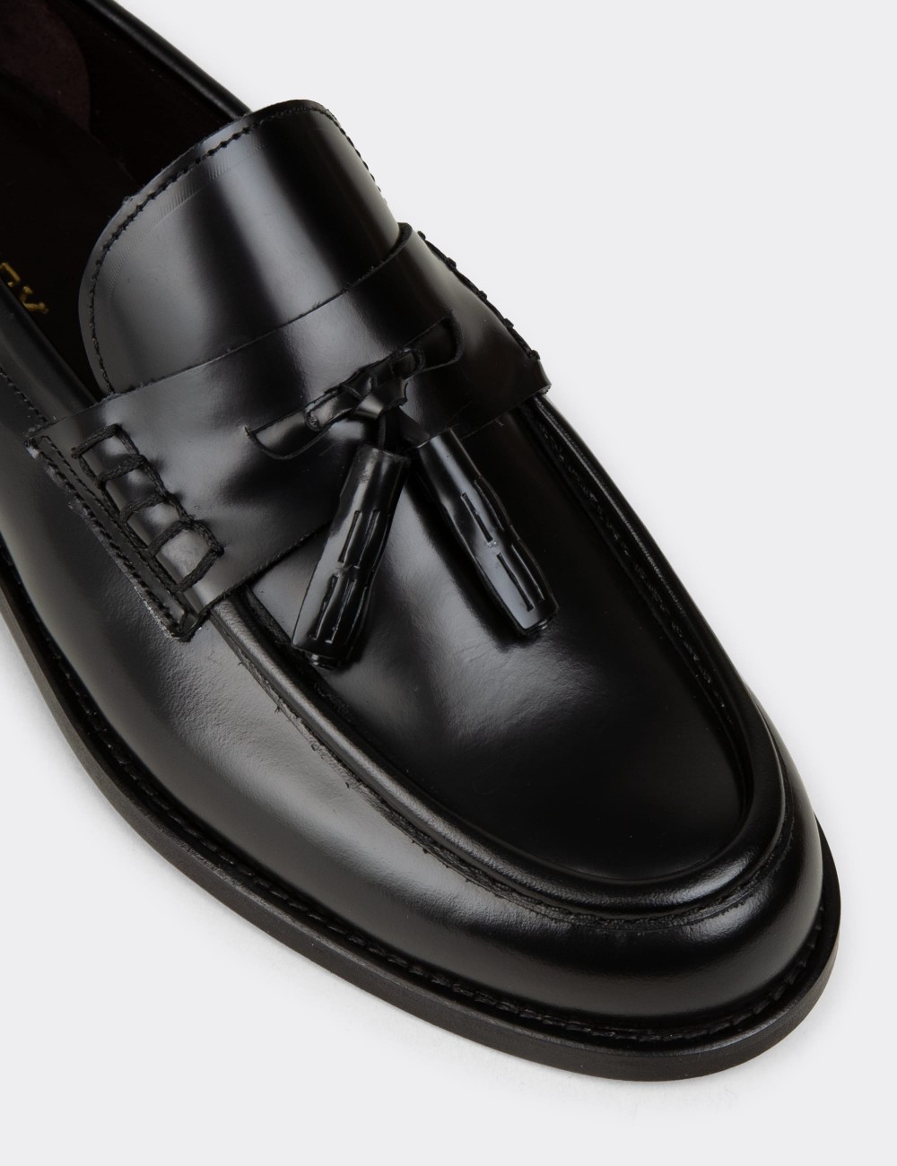 Men's Black Florantic Leather Tassel Moccasins - 02001MSYHM01