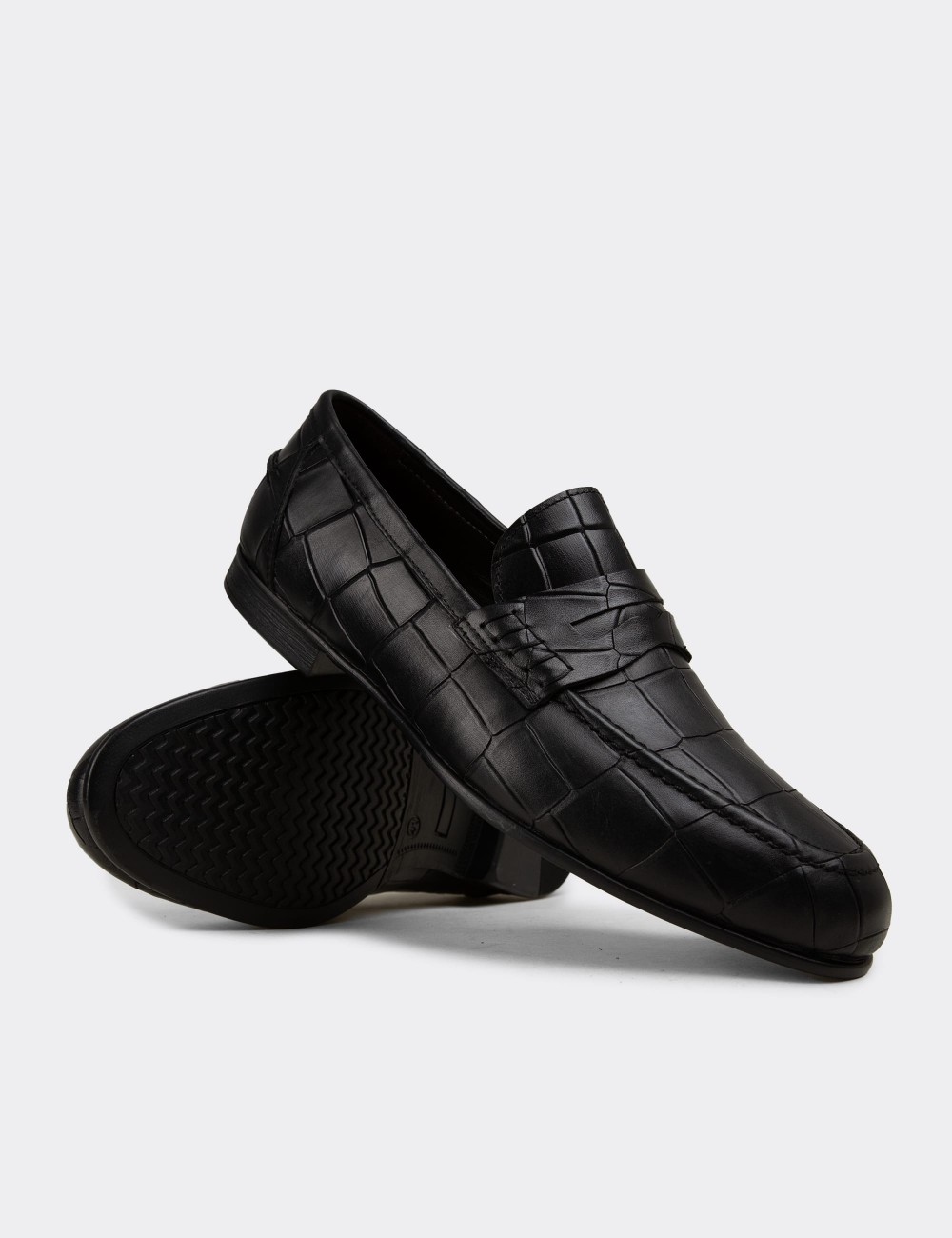Men's Black Leather Loafers - 02049MSYHC01