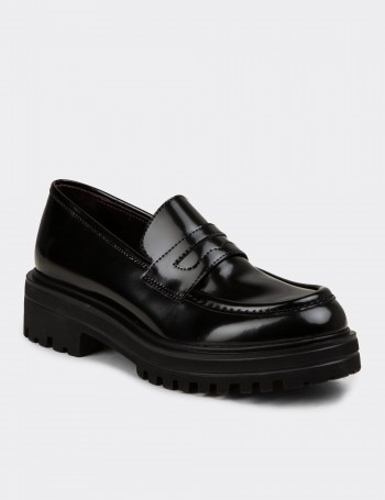 Women's Black Floral Leather Loafers - 01903ZSYHE05