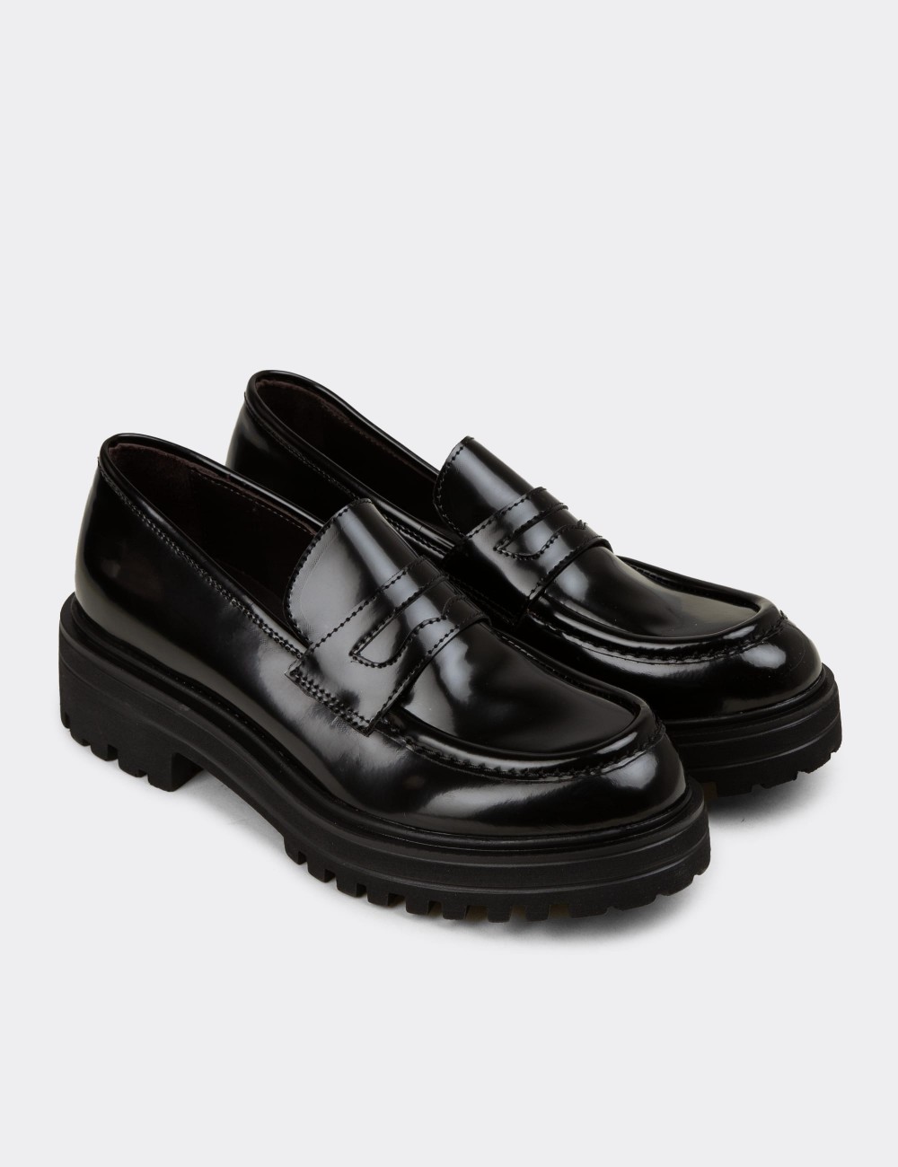 Women's Black Floral Leather Loafers - 01903ZSYHE05
