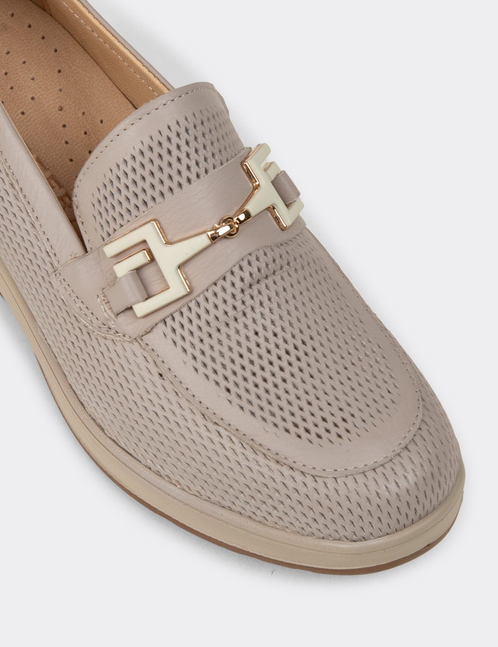 Women's Beige Leather Loafers - N0277ZBEJC01