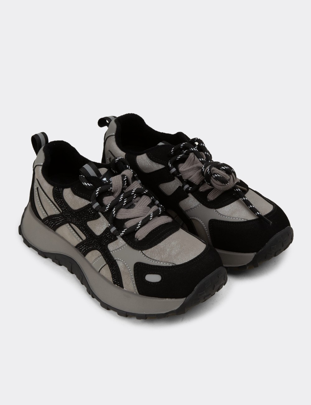 Women's Gray Sneakers - 26K31ZGRIC01