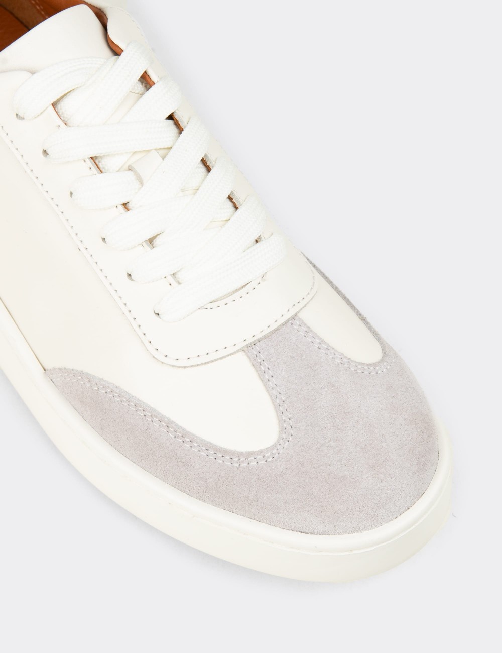 Men's White Leather Sneakers - 04407MBYZE01
