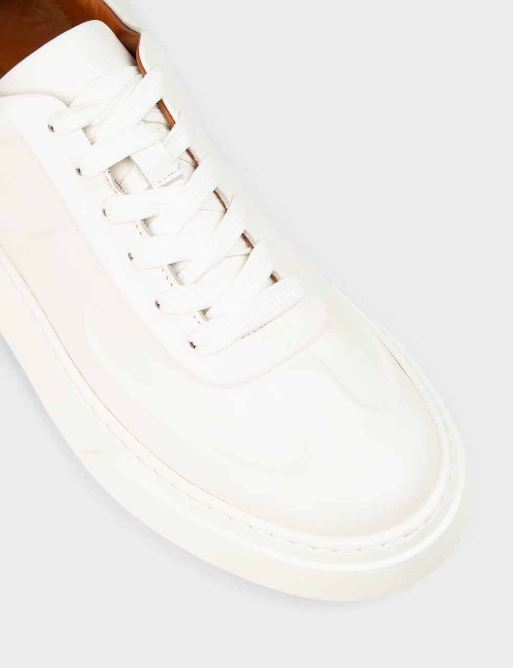 Men's White Leather Sneakers - 04601MBYZE01