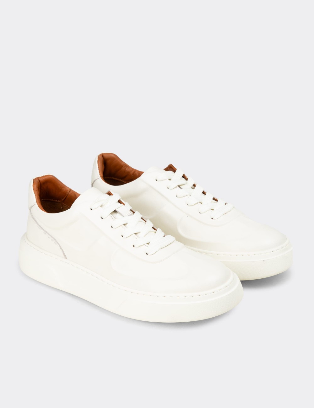 Men's White Leather Sneakers - 04601MBYZE01