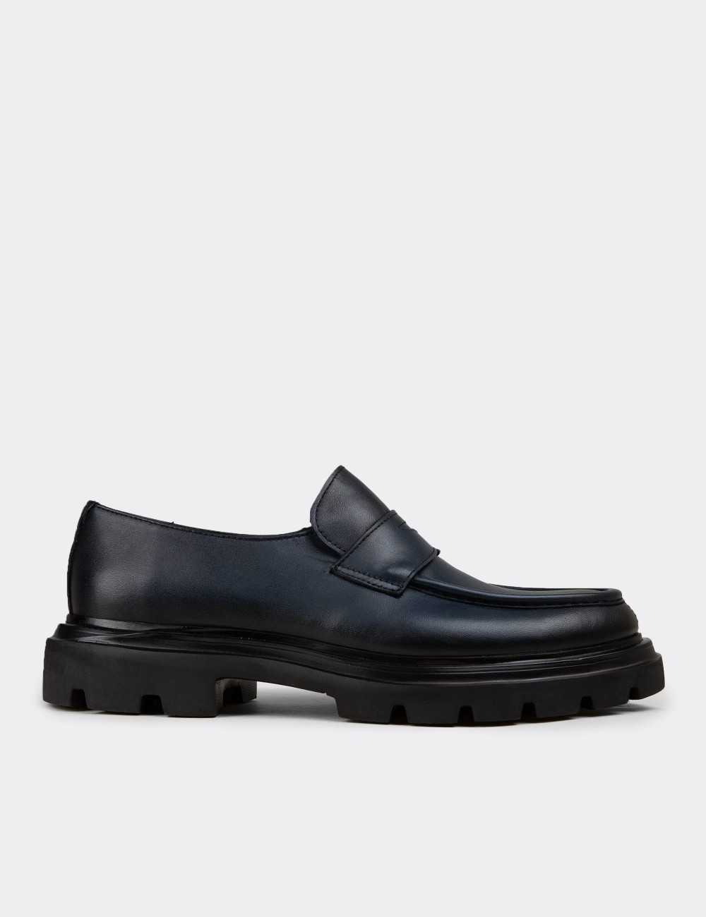 Men's Navy Leather Loafers - 01980MLCVE02