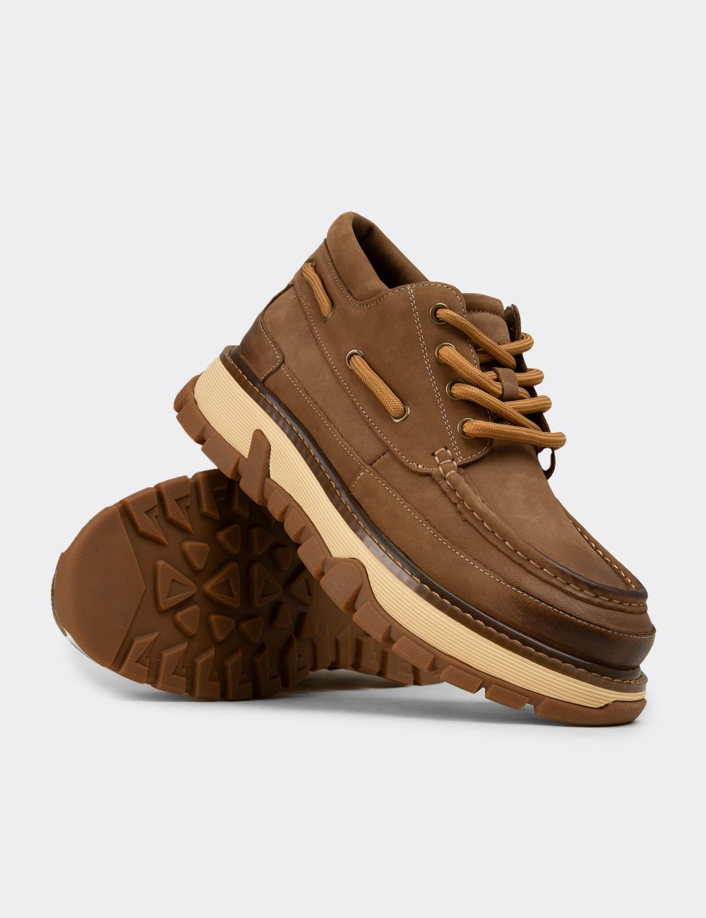 Man Tan Nubuck Calfskin Boots - 25550MTBAC01