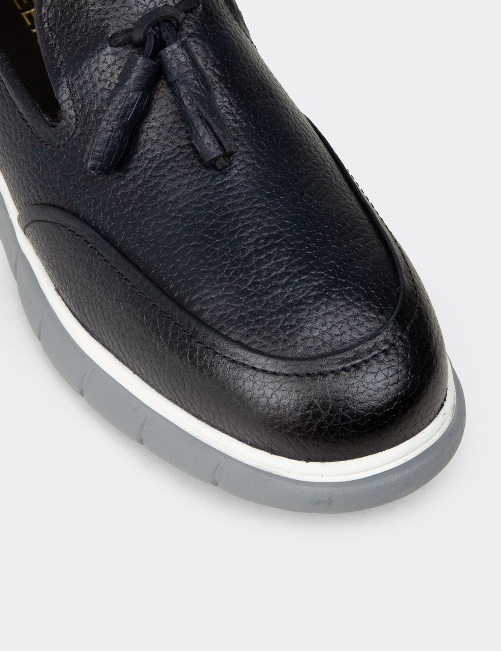 Men's Navy Leather Loafers with Tassels - 02048MLCVE01
