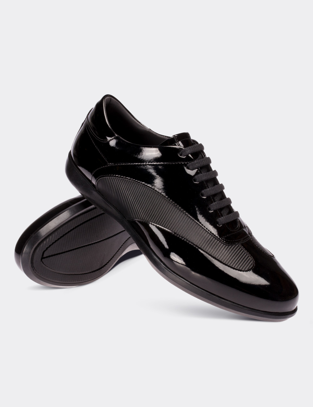 Black Patent Leather Lace-up Shoes - 01686MSYHC02