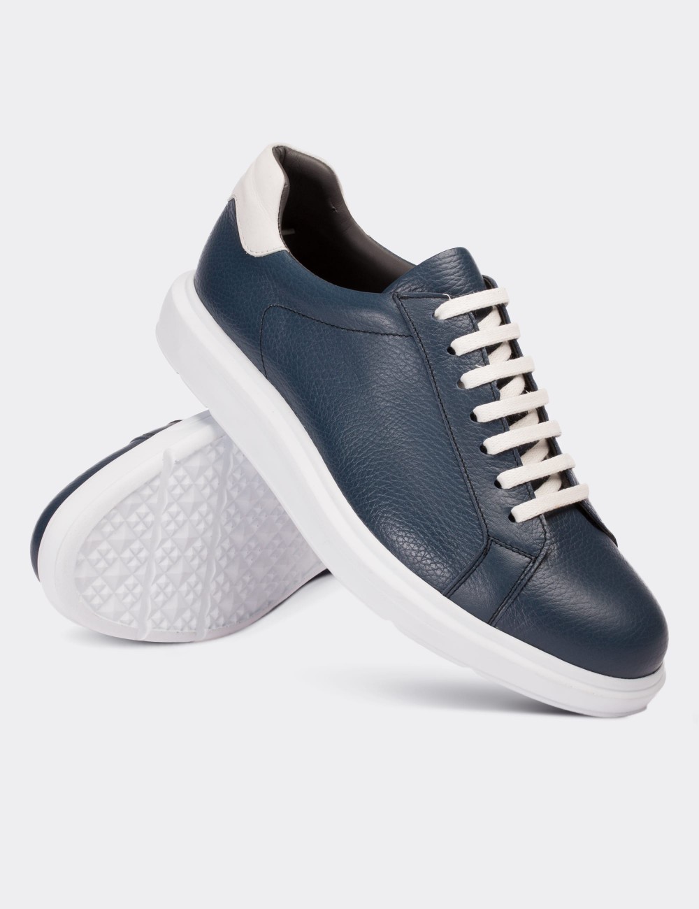 Blue  Leather Sneakers - 01673MMVIP01