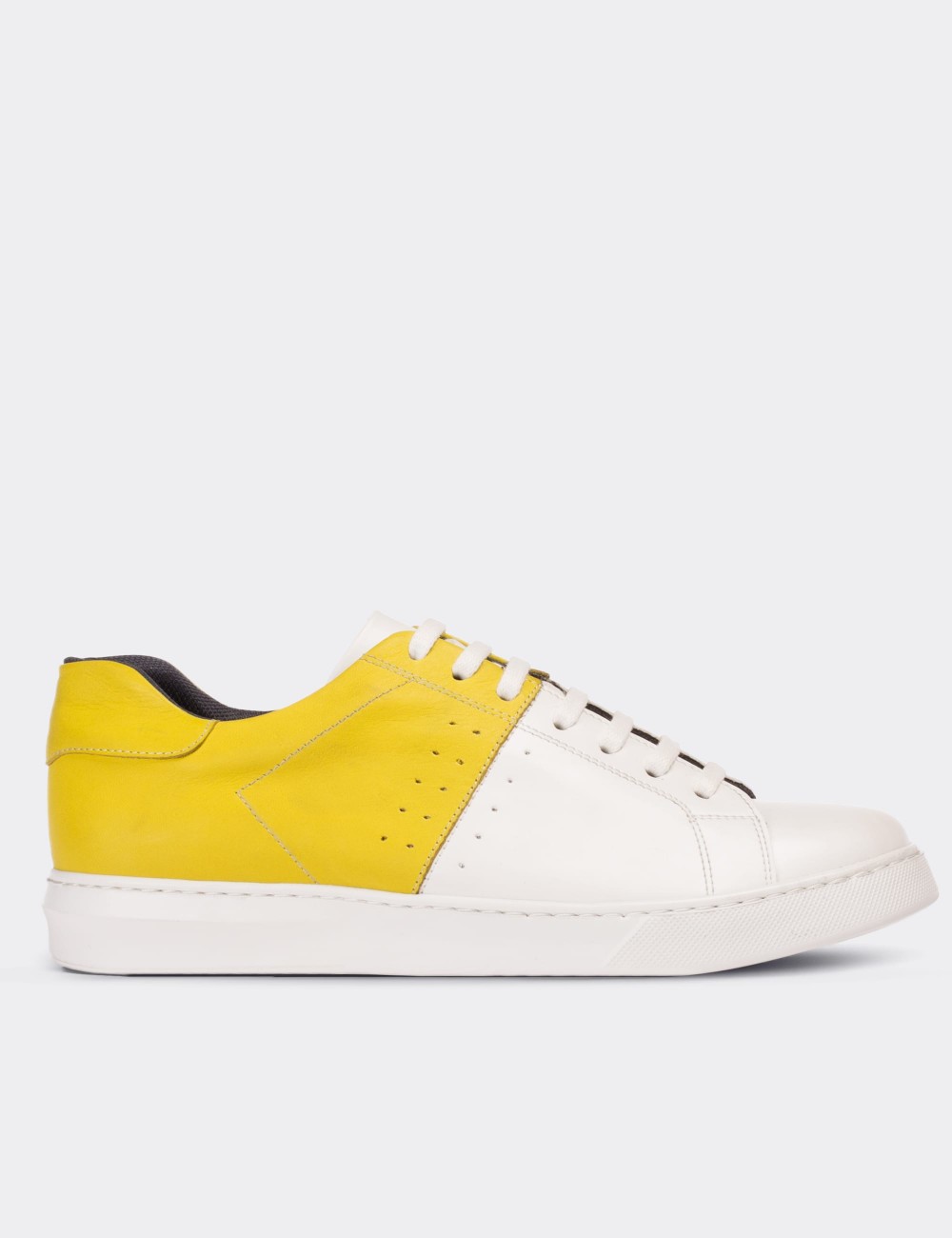 Yellow  Leather Sneakers - 01717MSRIP01