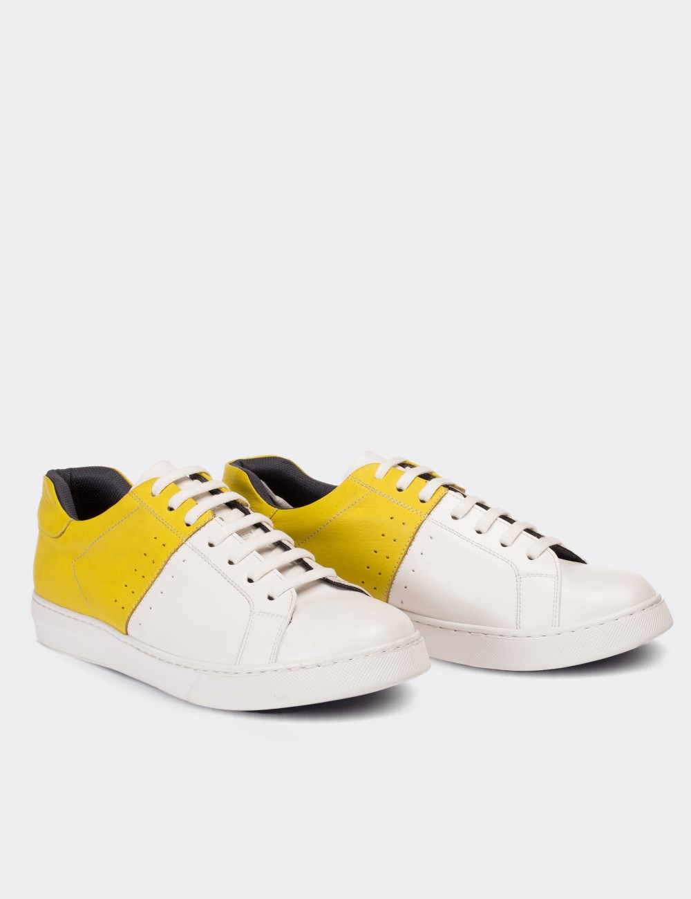 Yellow  Leather Sneakers - 01717MSRIP01