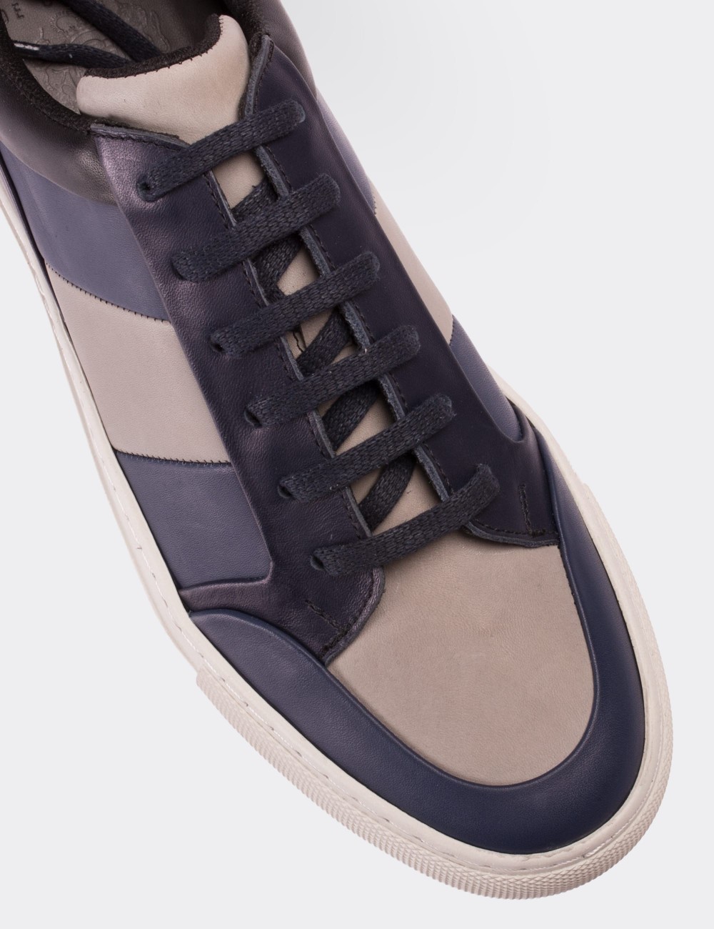 Gray  Leather Sneakers - 01723MGRIC01