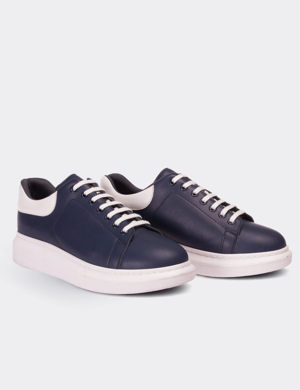 Navy  Leather  Sneakers - 01710MLCVP01