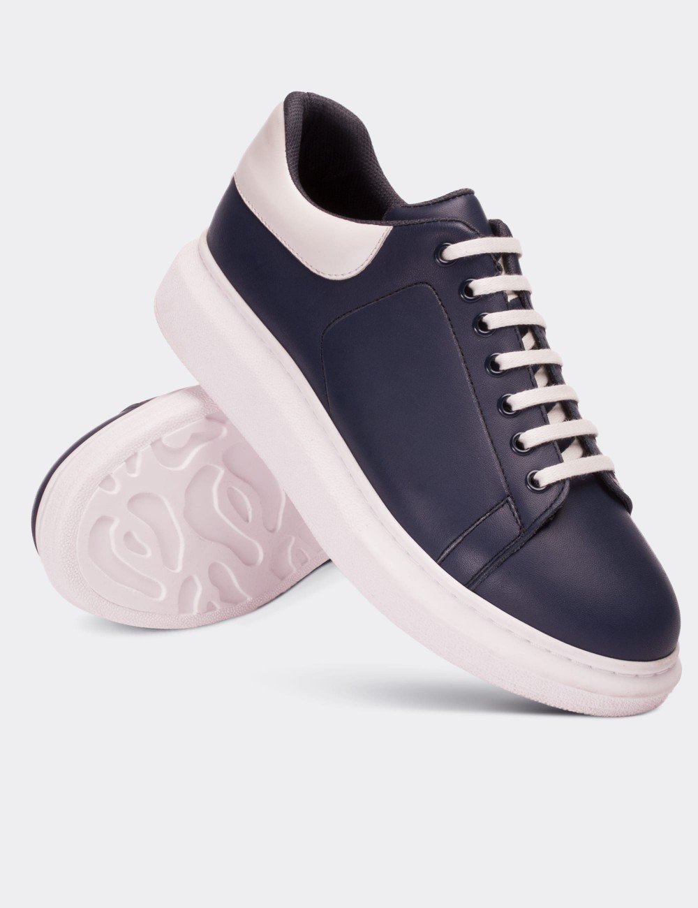Navy  Leather  Sneakers - 01710MLCVP01