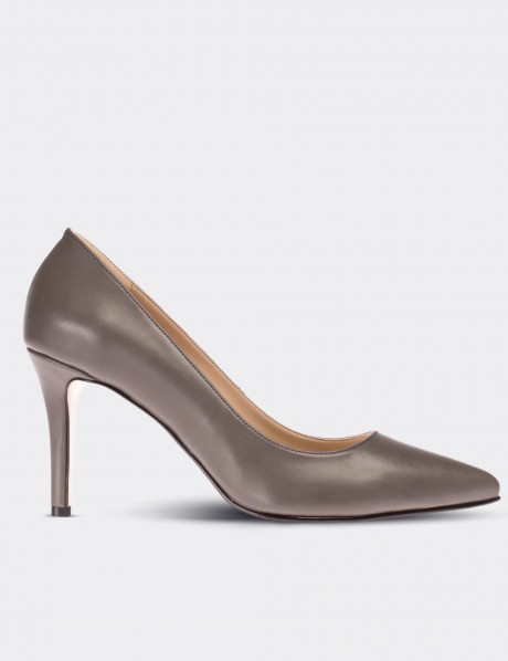 Gray Stiletto Pump