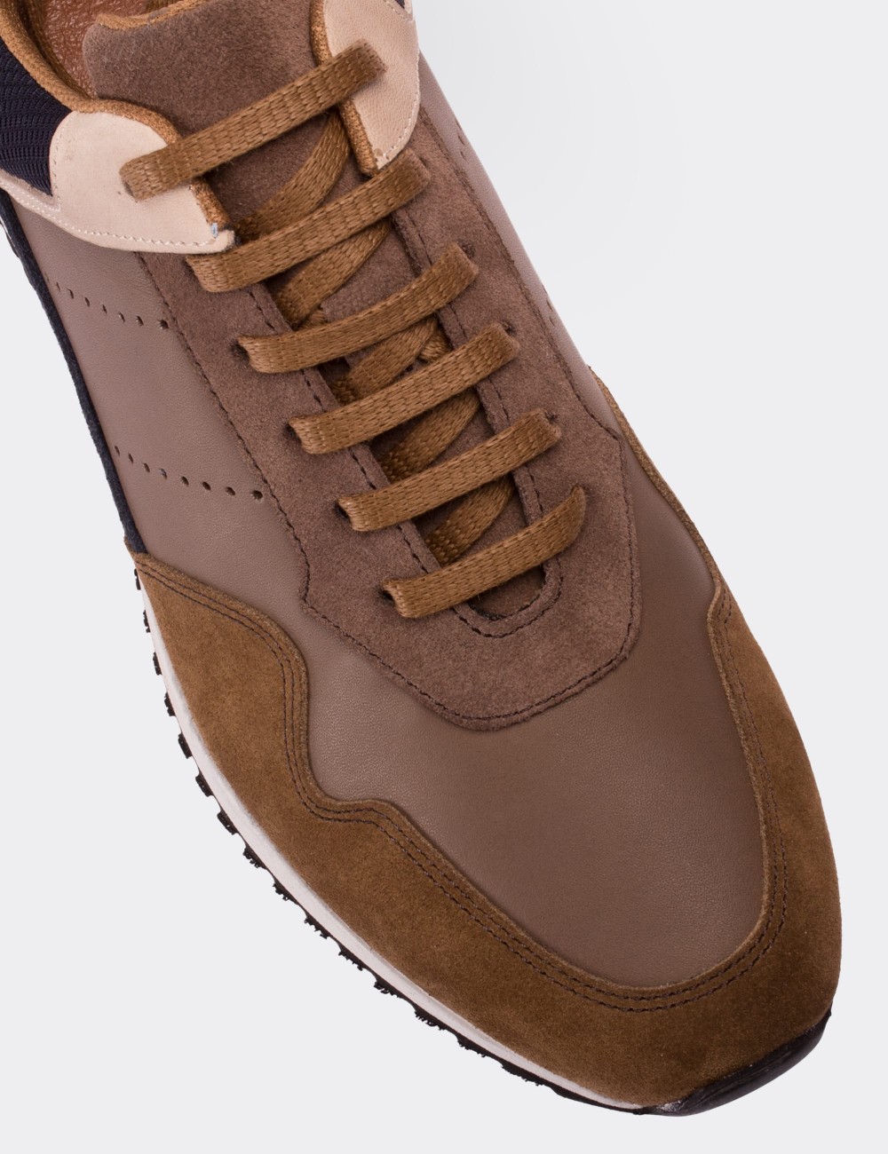 Brown  Leather Sneakers - 01731MKHVT01