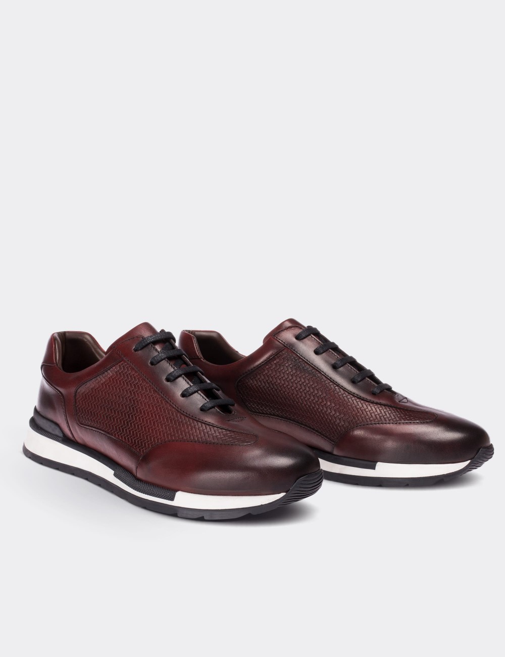 Burgundy Calfskin Leather Sneakers - Deery
