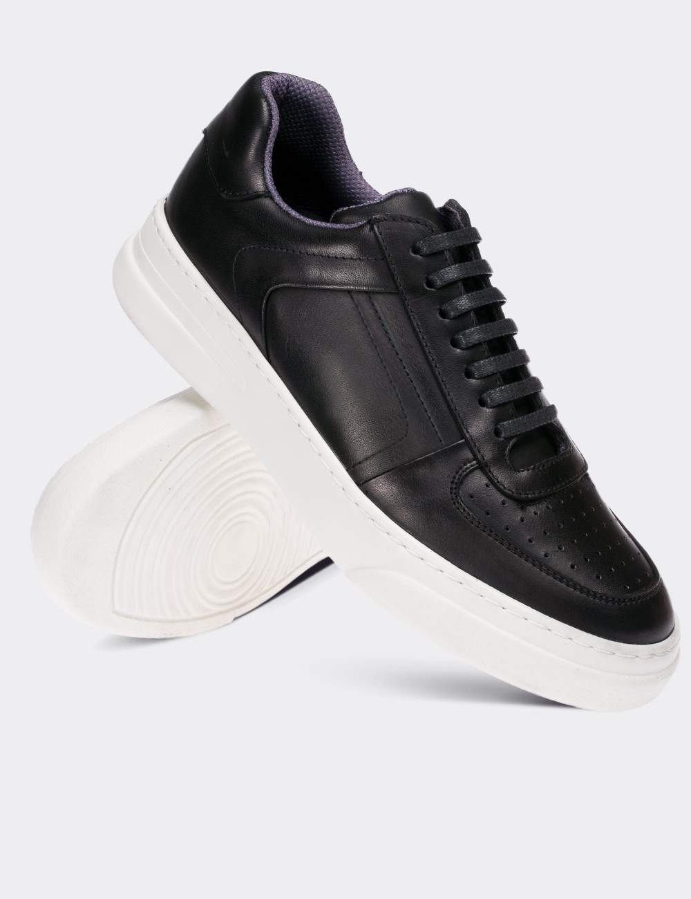 Black  Leather Sneakers - 01716MSYHP01