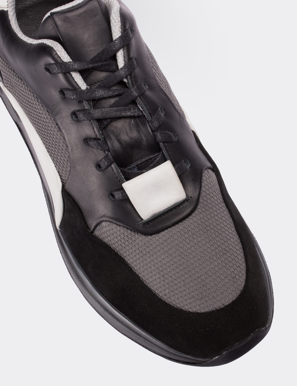 Black Leather Special Edition Sneakers - 01726MSYHT01