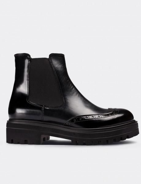 Black  Leather Chelsea Boots