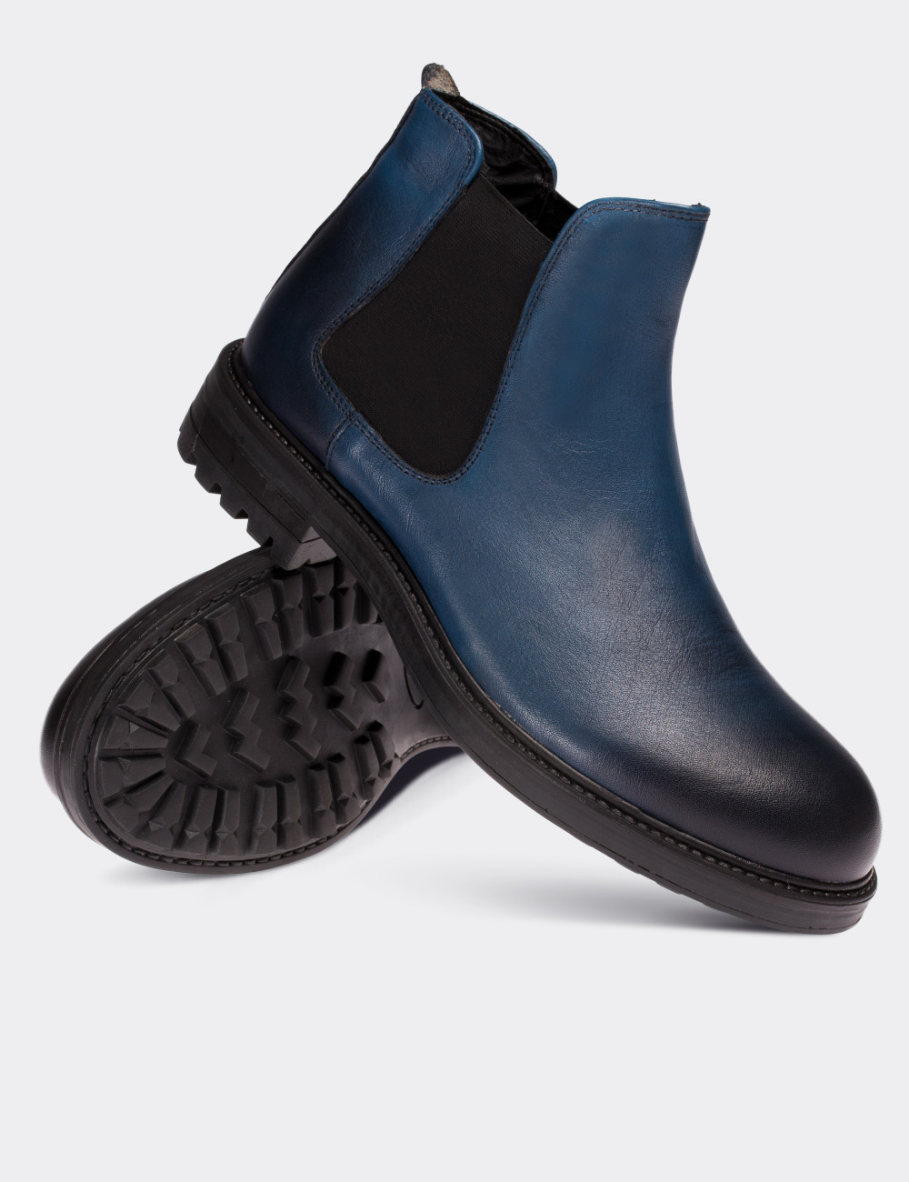 Blue  Leather Chelsea Boots - 01620MMVIC01