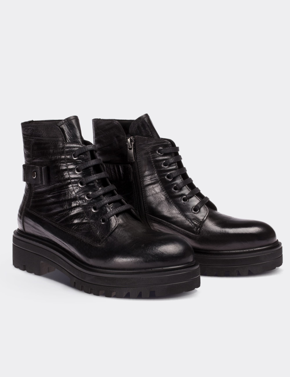 Black  Leather  Boots - 01623ZSYHE01