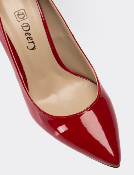 Red Patent Pump