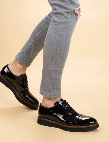Black Patent Leather Lace-up Shoes - 01026MSYHE03
