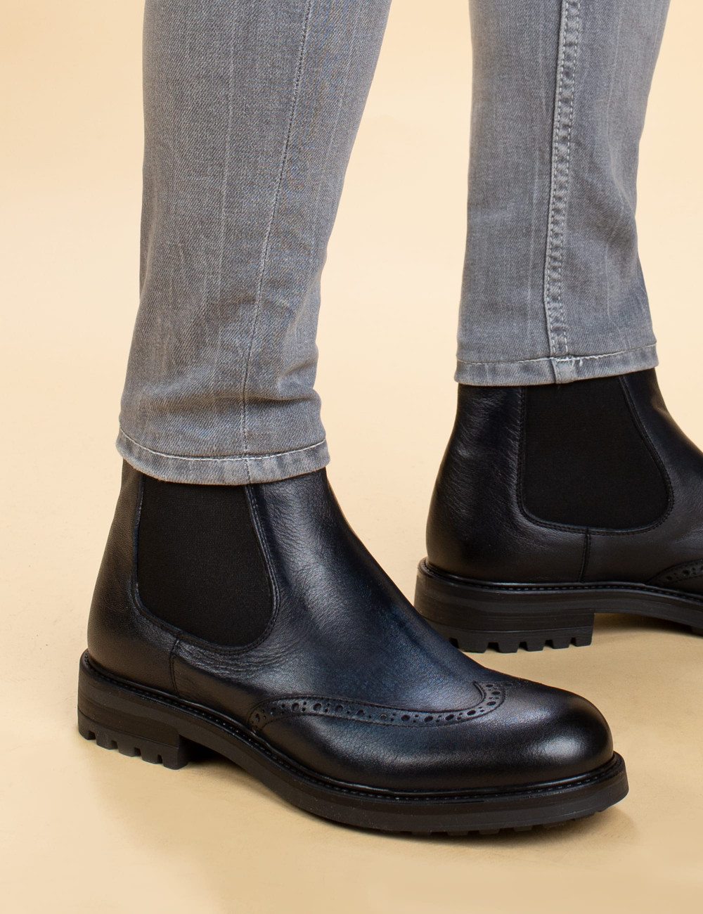 Navy  Leather  Boots - 01622MLCVC01