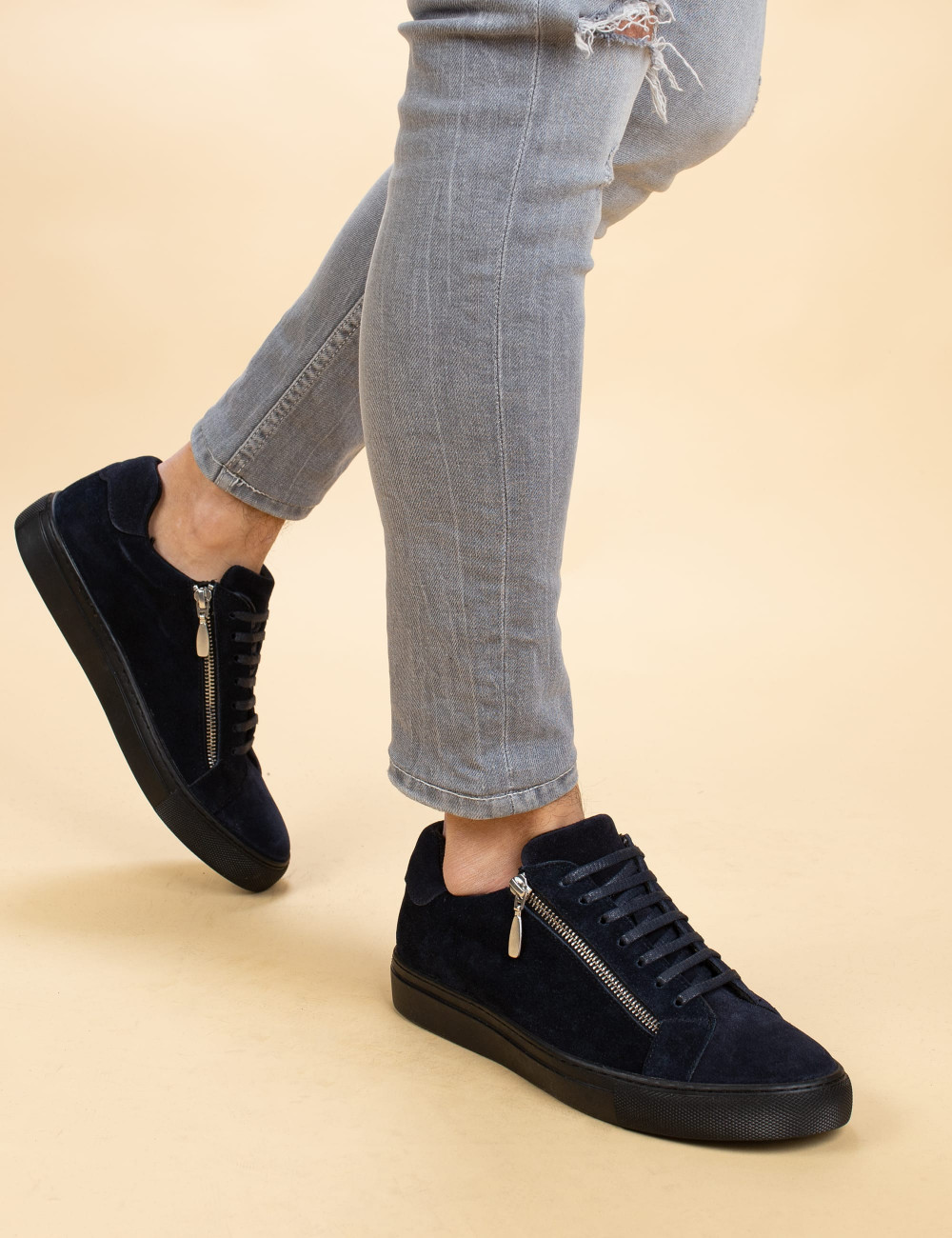 Navy Suede Leather Sneakers - 01741MLCVC01