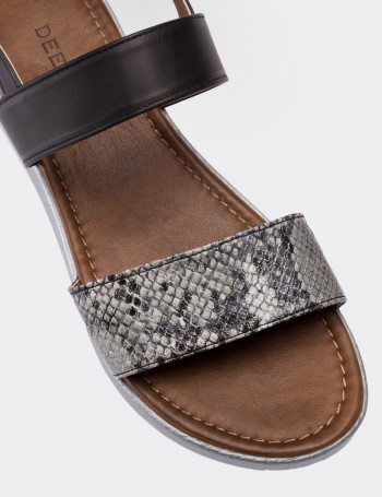Gray  Leather  Sandals - 02120ZGRIC02