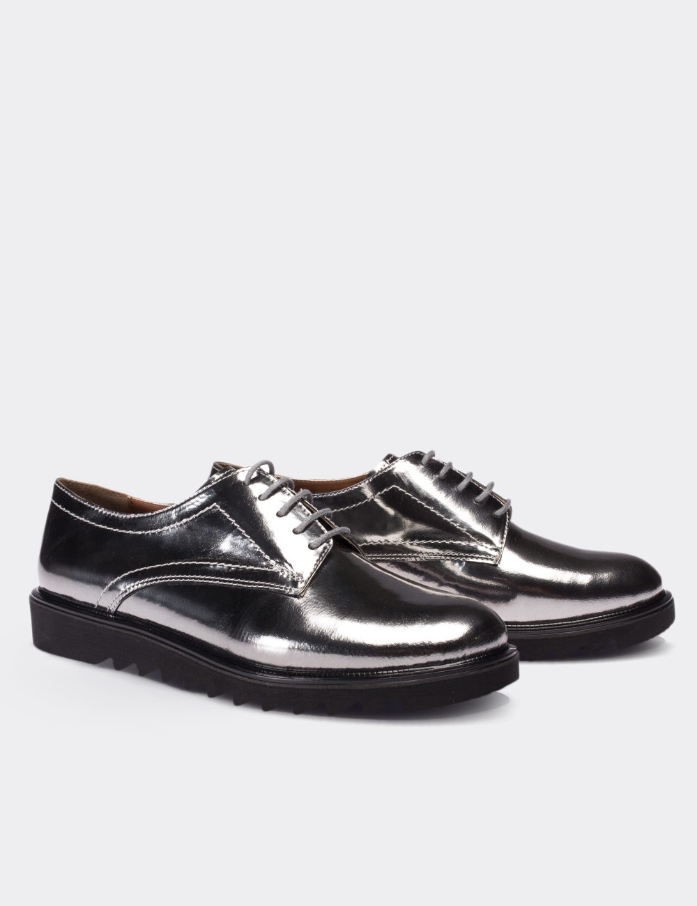 Platinum Patent Leather Oxford Shoes - 01430ZPLTE01