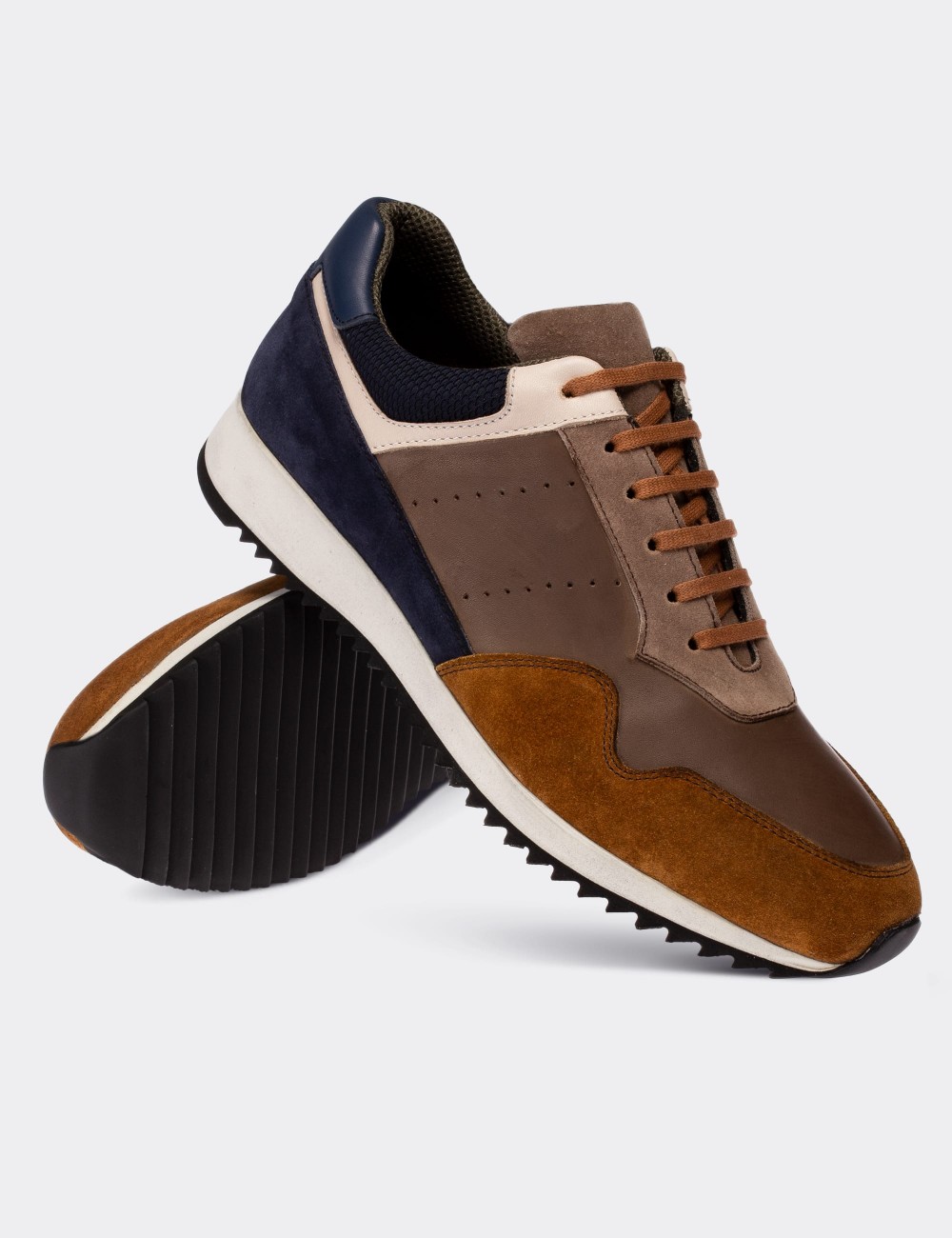 Brown  Leather  Sneakers - 01731MKHVT02