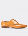 Yellow Patent Leather Lace-up Shoes