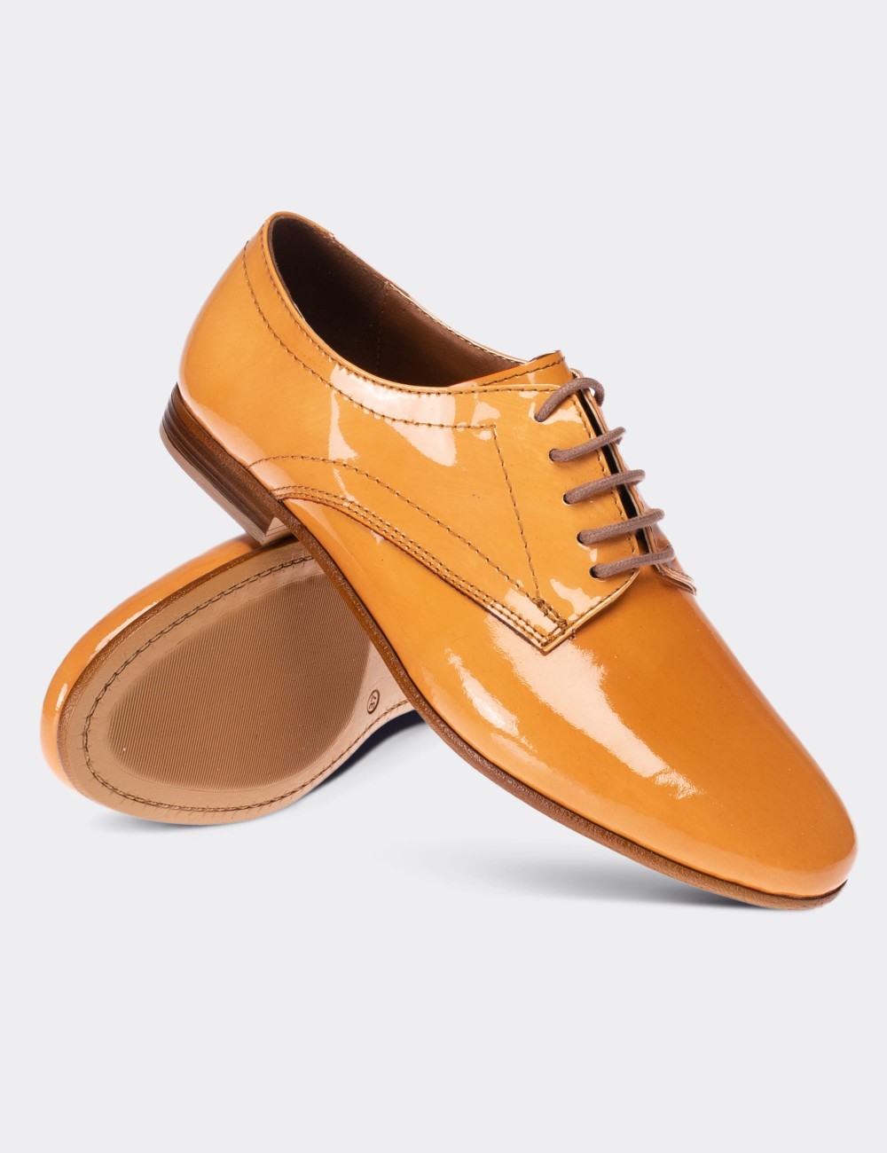 Yellow Patent Leather Lace-up Shoes - 01430ZSRIC01