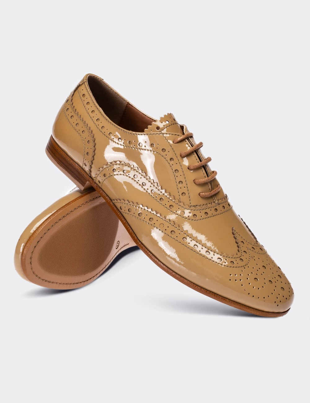 Sandstone Patent Leather Lace-up Shoes - 01418ZVZNC01