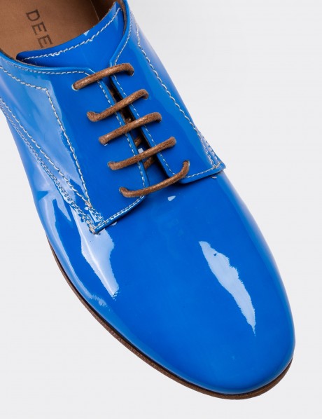 Blue Patent Leather Lace-up Shoes