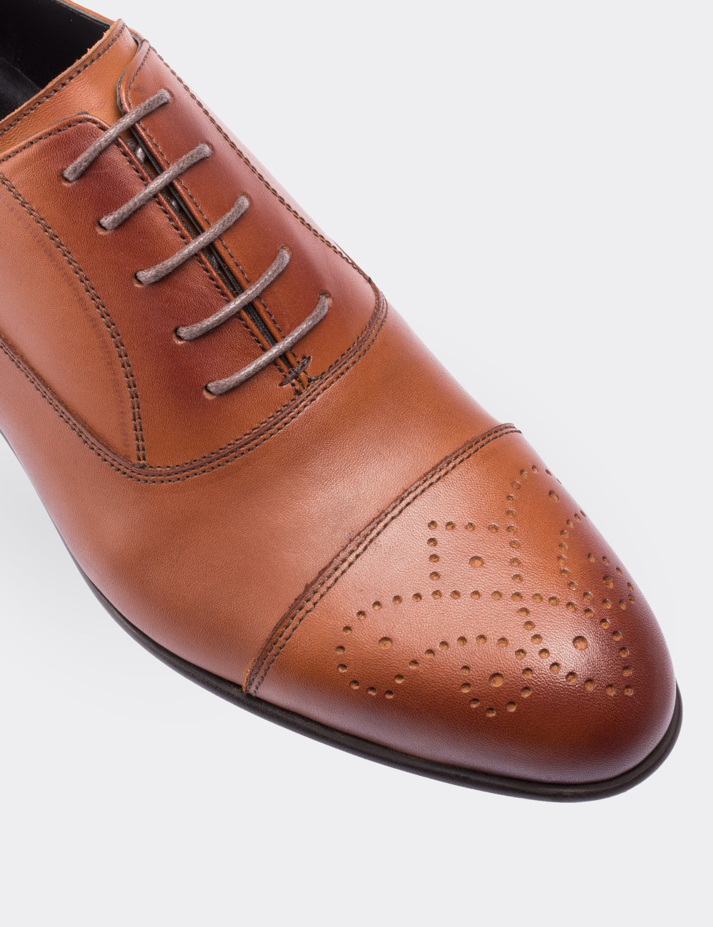 Tan  Leather Classic Shoes - 00741MTBAN02