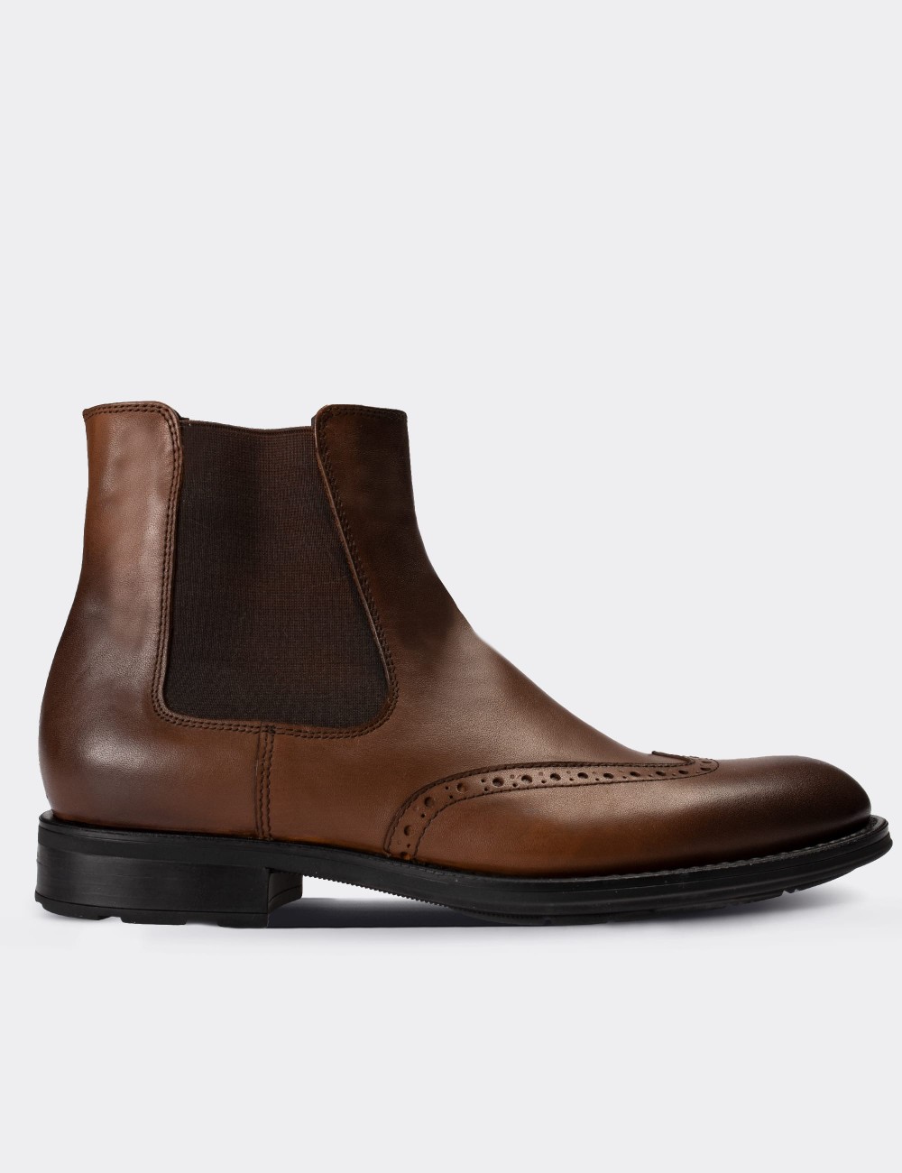 Tan  Leather Chelsea Boots - 01622MTBAC02