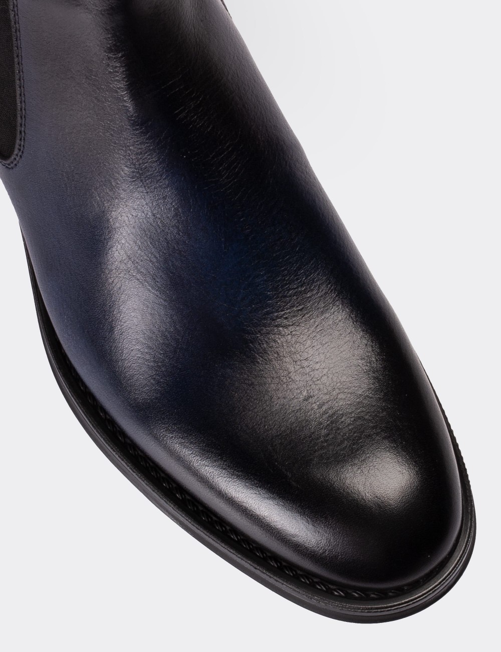 Navy  Leather Chelsea Boots - 01620MMVIC02